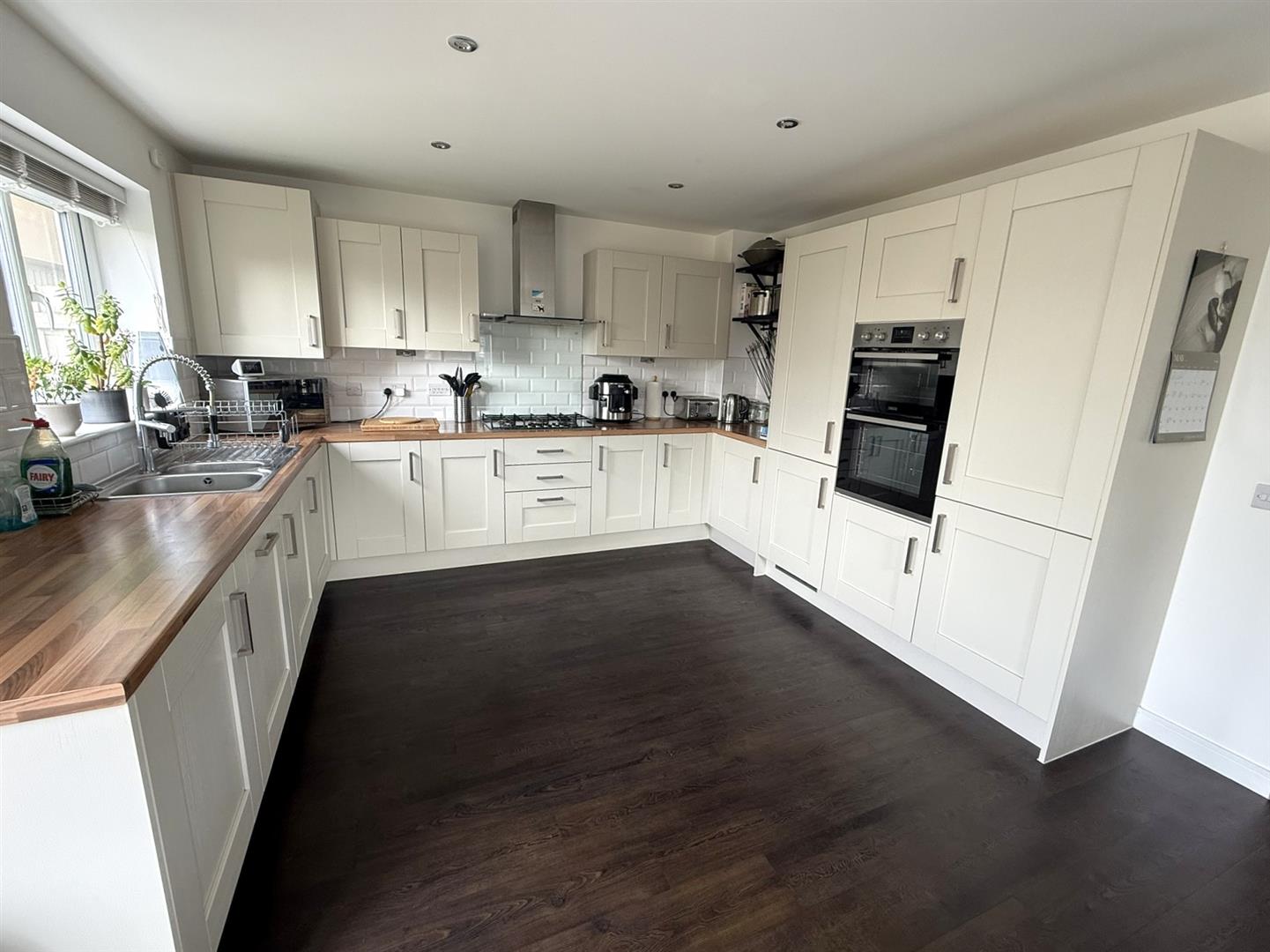 Sandown Crescent, 